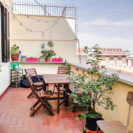 Beautiful Penthouse With Terrace Near The Centre Daire Roma Dış mekan fotoğraf
